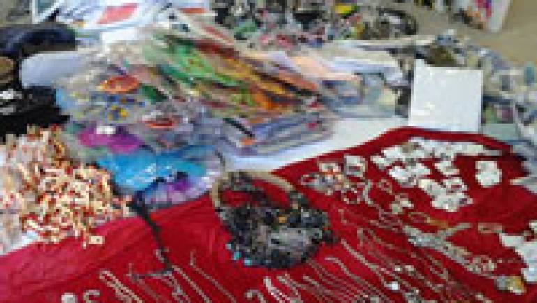 Sequestrati oltre 800 prodotti privi di tracciabilità al mercato settimanale di Ciampino