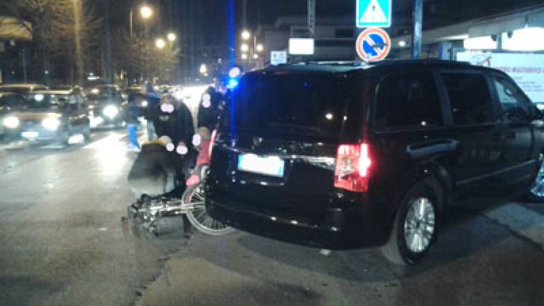 La Polizia Locale di Ciampino denuncia e ritira la patente ad un ciclista ubriaco che causa incidente stradale