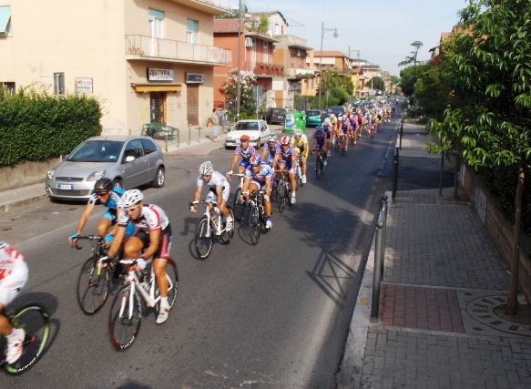 Gara ciclistica “Memorial De Felice”. Modifiche alla viabilità domenica 13 settembre 2015