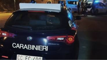 Furto all’interno del supermercato: bloccati dai Carabinieri e dalla Polizia Locale i due pregiudicati, recidivi, responsabili