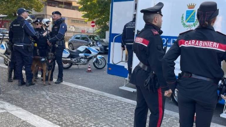 Ciampino: Carabinieri e Polizia Locale sequestrano cocaina per oltre 230 dosi, convalidato l’arresto dello spacciatore